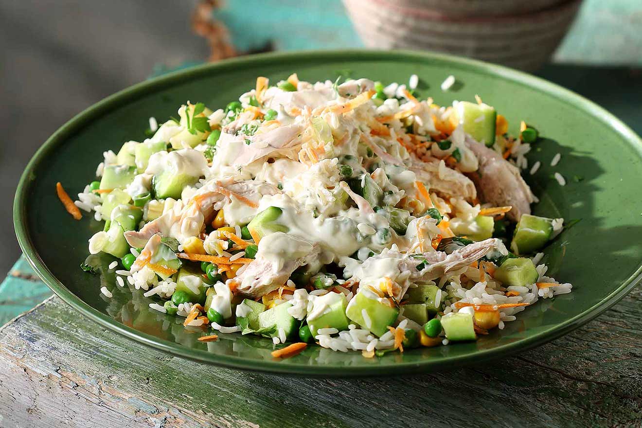 Ρυζοσαλάτα με κοτόπουλο