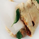 καλτσόνε µε κιµά
