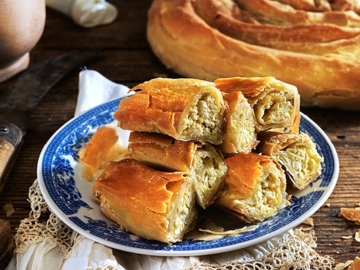 Κοζανίτικη πίτα με φέτα και πράσο