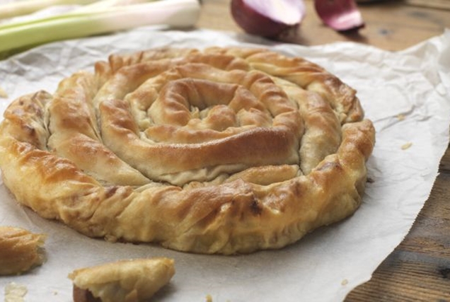 Αργυρώ Μπαρμπαρίγου. Όλη η γεύση και τα αρώματα της Κοζάνης σε μία πίτα που αξίζει να δοκιμάσετε!