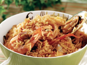 Πικάντικο ρύζι με θαλασσινά