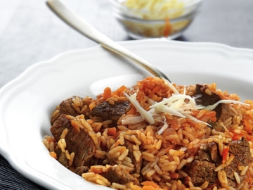 Μοσχάρι κοκκινιστό με ρύζι