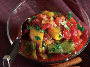 Πιπεροσαλάτα με ψητές πιπεριές