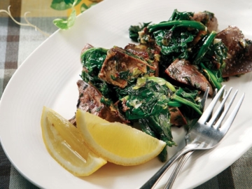 Συκωταρίτσα με σπανάκι και ανοιξιάτικα μυρωδικά