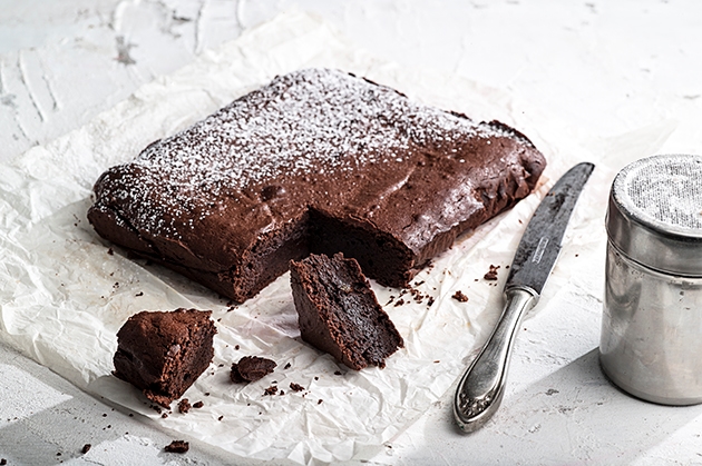 brownies - μπράουνις - brownies συνταγή - μπράουνι σοκολάτας - μπράουνις με κακάο - μπράουνις αργυρώ - brownies με κακάο - εύκολα brownies