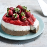 τσιζκεικ με γιαουρτι- cheesecake φραουλα αργυρω