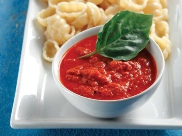 Σάλτσα για μακαρόνια με πιπεριές