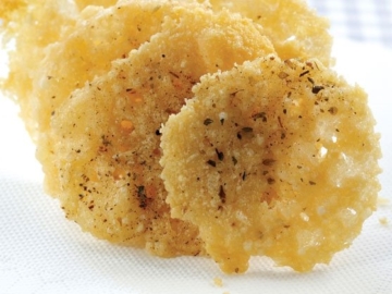 Τραγανά τσιπς παρµεζάνας