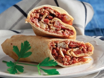 Ζεστό σάντουιτς µε αραβική πίτα και ό,τι περίσσεψε