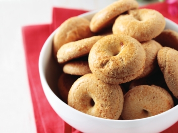 Αφράτα κουλουράκια σμυρνέικα με αλισίβα