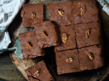 Μπράουνις (brownies) με καρύδια χωρίς γλουτένη