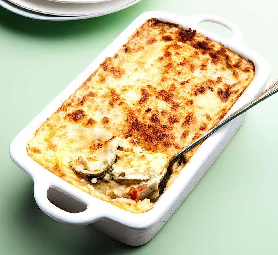 κολοκυθακια ογκρατεν με μπεσαμελ