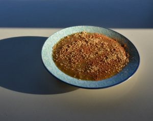 Κάθε σπίτι, ζαχαροπλαστείο και φούρνος στην Πάρο έχει την δική του μουσταλευριά την περίοδο του τρύγου.