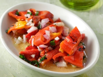 Ψητές πιπεριές Φλωρίνης σαλάτα