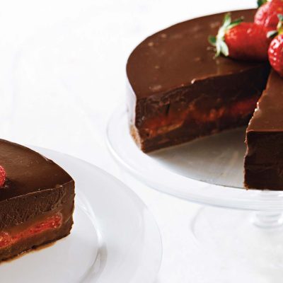 τούρτα σοκολατίνα με φράουλες