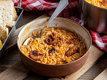 Χταπόδι γιουβέτσι