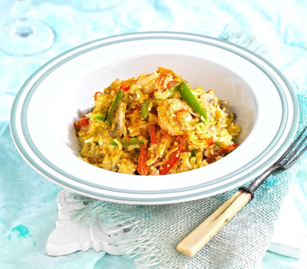 Ρύζι με κάρυ, πιπεριές και γαρίδες της Αργυρώς Μπαρμπαρίγου-featured_image