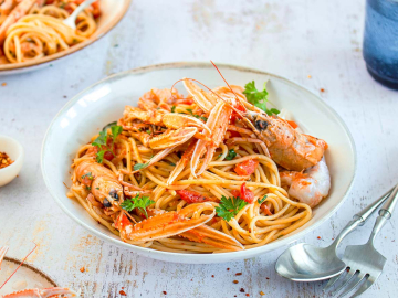 Καραβιδομακαρονάδα