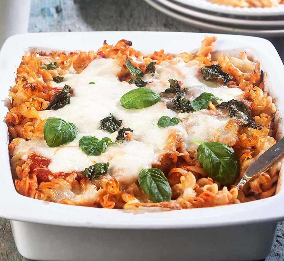 μακαρονια φουρνου με κοκκινη σαλτσα - pasta al forno