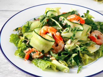 Σαλάτα µε γαρίδες και αβοκάντο