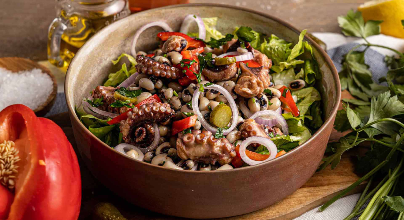 σαλατα μαυροματικα με χταποδι