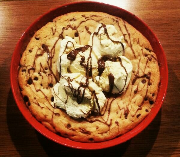 Pizookie, της Φρόσως Σπυροπούλου