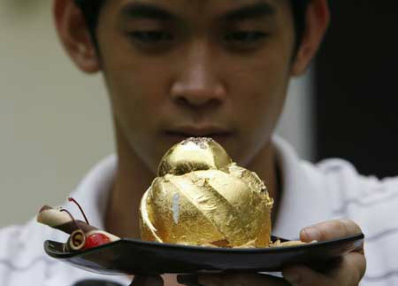 gold cake 2