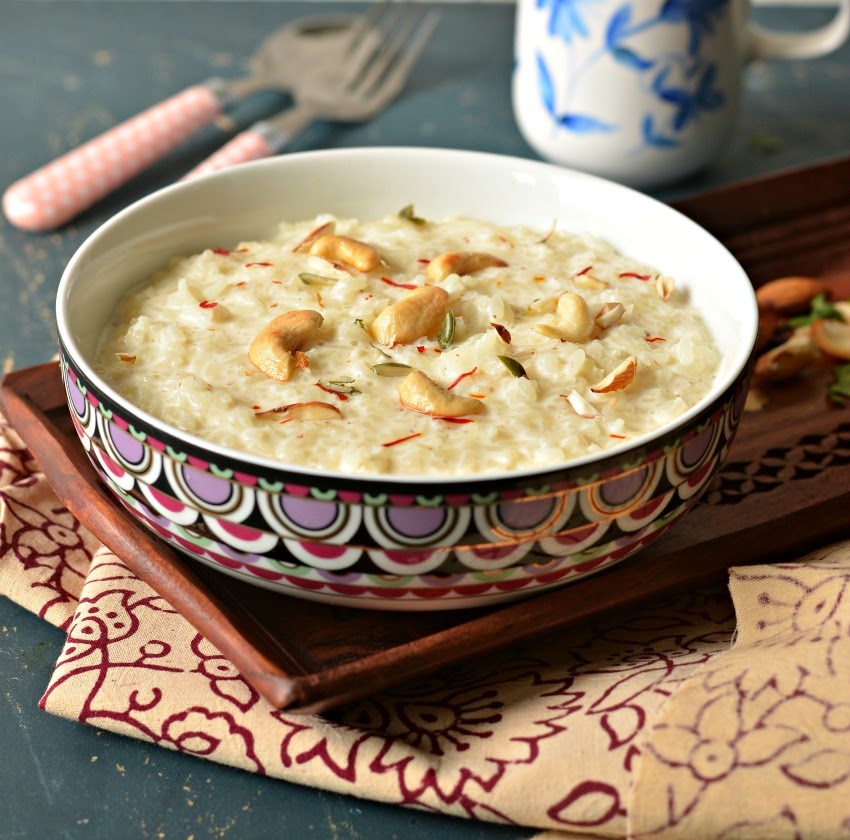 Πολύ γνωστό είναι και το Kheer ένα επιδόρπιο με ρύζι που θυμίζει ρυζόγαλο.