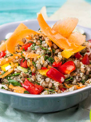 Σαλάτα φακές με κινόα