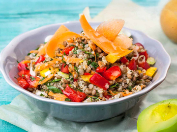 Σαλάτα φακές με κινόα