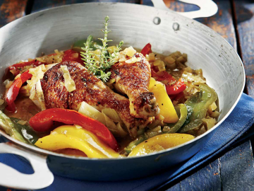 Κοτόπουλο με πιπεριές και μπύρα