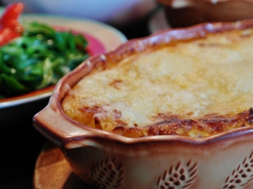 Σουφλέ με κιμά και ψωμί