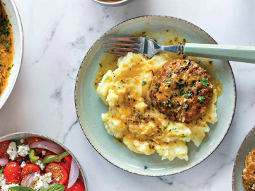 Μπιφτέκια στο τηγάνι