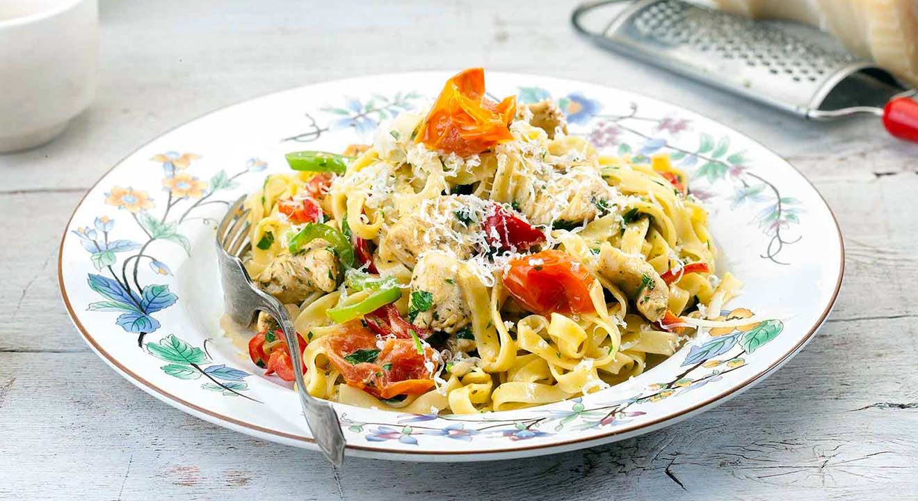 ταλιατέλεσ με κοτόπουλο