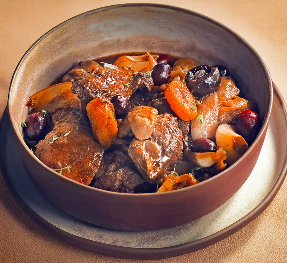 μοσχάρι με μαυροδάφνη