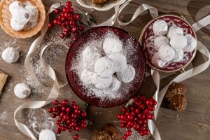 κουραμπιέδες - συνταγές για κουραμπιέδες - χριστουγεννιάτικα γλυκά - χριστουγεννιάτικα γλυκά εύκολα - χριστουγεννιάτικα γλυκά για παιδιά - χριστουγεννιάτικα γλυκά συνταγές - πρωτότυπα χριστουγεννιάτικα γλυκά - χριστουγεννιάτικα γλυκά αργυρώ - χριστουγεννιάτικα γλυκά από όλο τον κόσμο - χριστουγεννιάτικα φαγητά και γλυκά