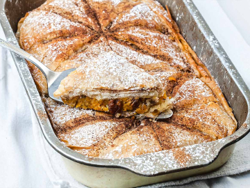 Μπουρέκι με κολοκύθα και μήλο