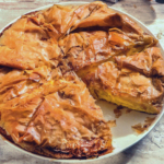 εύκολη αυγόπιτα με φύλλο κρούστας συνταγή