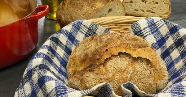 Ψωμί εύκολο χωρίς ζύμωμα της Αργυρώς