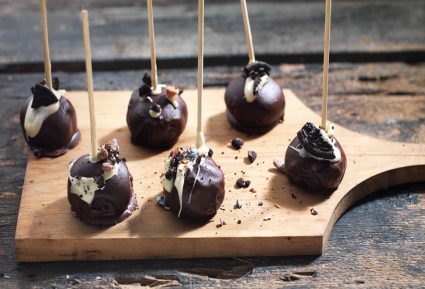 Γλειφιτζούρια σοκολάτας με πραλίνα και μπισκότο-featured_image
