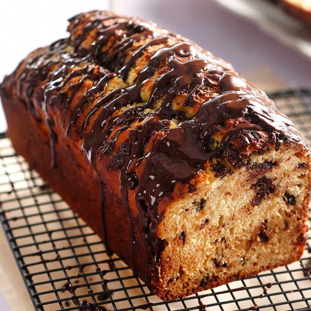 Κέικ με ολόκληρο πορτοκάλι