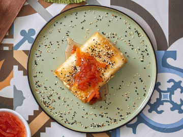 Φέτα σε φύλλο κρούστας