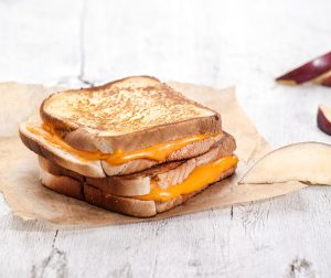 Melt grilled cheese-featured_image