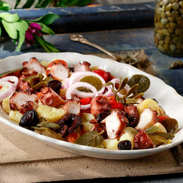 Χταπόδι σαλάτα από την Πάρο