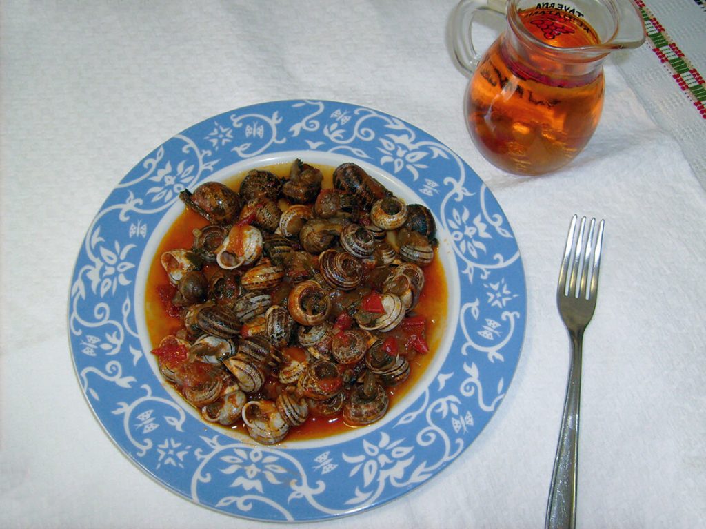 Σαλιγκάρια με σάλτσα (γιαχνί)-featured_image