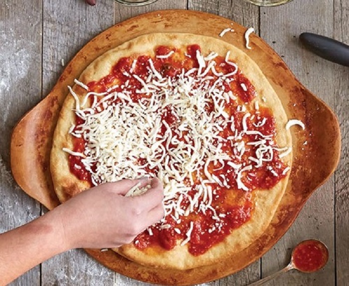 Πώς καταψύχω ζύμη για πίτσα και πώς φτιάχνω προψημένη πίτσα