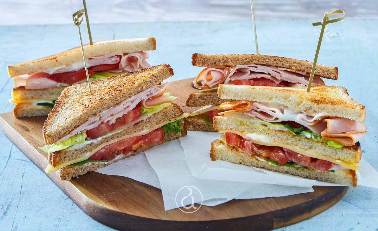 club sandwich - σπιτικό σπιτικό club sandwich συνταγή κλαμπ σάντουιτς για παιδικό παρτυ