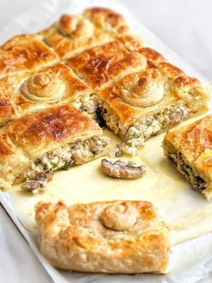 Μανιταρόπιτα με σφολιάτα