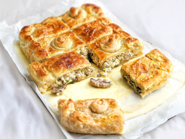 Μανιταρόπιτα με σφολιάτα