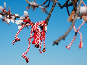Εσείς, φορέσατε το “Μαρτάκι” σας;